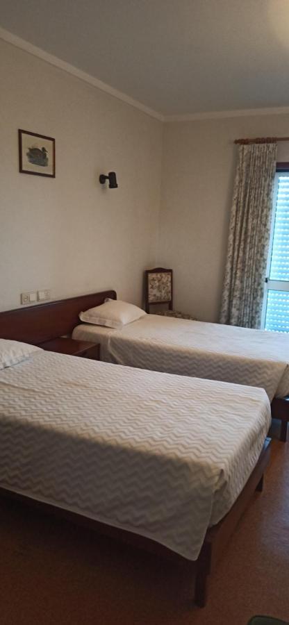 Pensao Continental Machado Hotel กัลเดลาส ภายนอก รูปภาพ